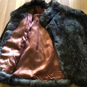 vintage rabbit cape   very good condition